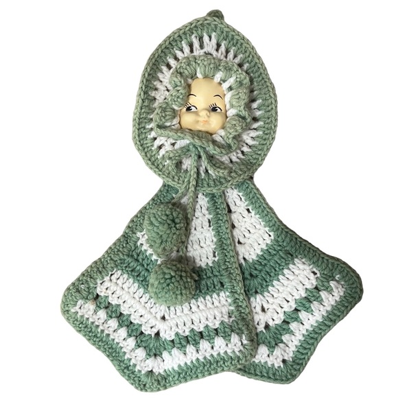 Vintage Kitschy Plastic Doll Face Crochet Pot Holder Wall Hanging Green & white - Picture 1 of 5